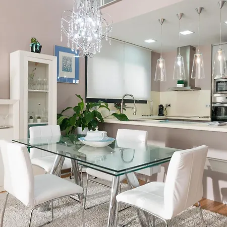 L'encis Triplex 公寓 *