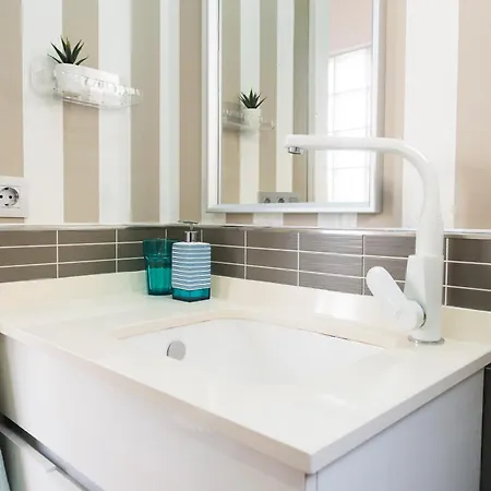 L'encis Triplex 公寓 *